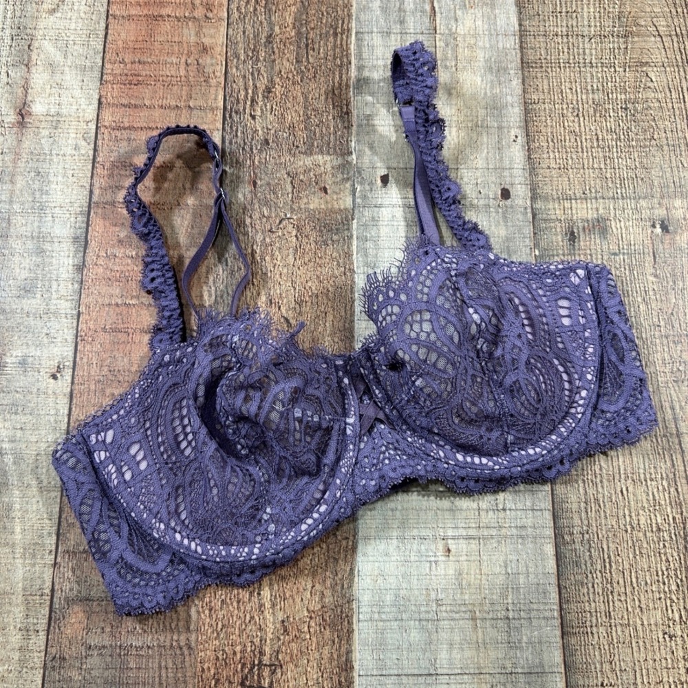 Victoria's Secret Dream Angels Lace Bra Purple Push Up 36D Underwire
